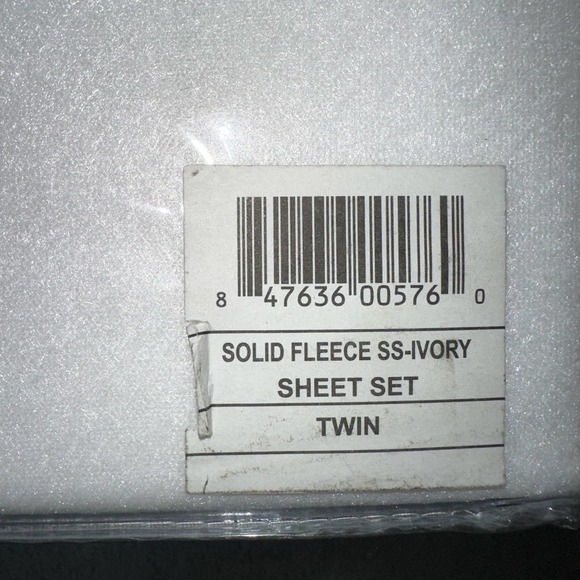 NEW Cabela’s Grand River Lodge Solid Fleece Twin Sheet Set Ivory - Picture 3 of 4